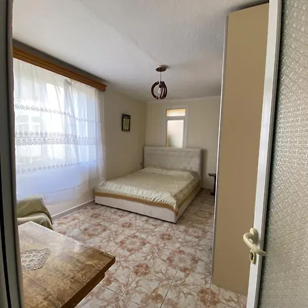 Apartment Mario